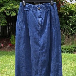 Liz Sport Denim skirt